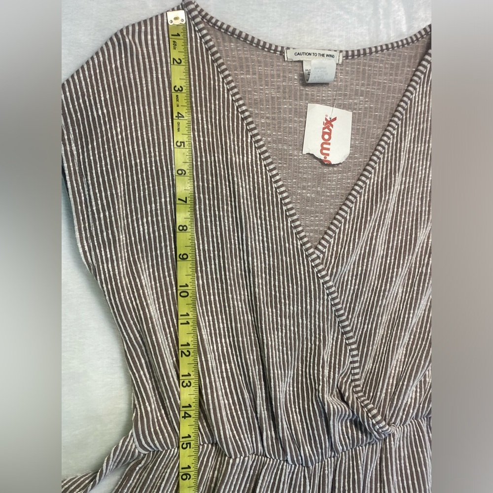 Caution to the Wind size M pinstriped romper NWT - Picture 9 of 10